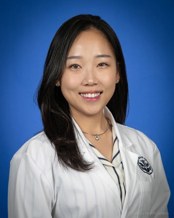 Sumi Hwang